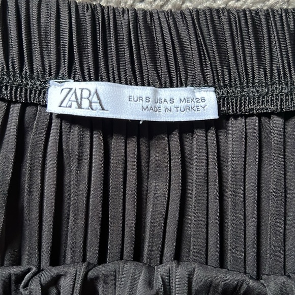 ZARA Pleated Skirt | Size Small - Picture 2 of 4